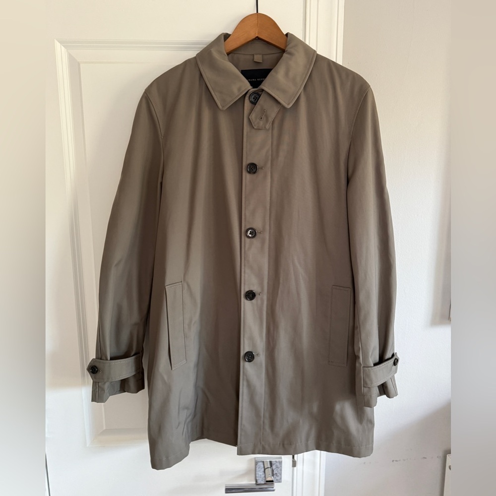 Men’s trench, neutral green/gray color, waterproof fabric, almost never worn!